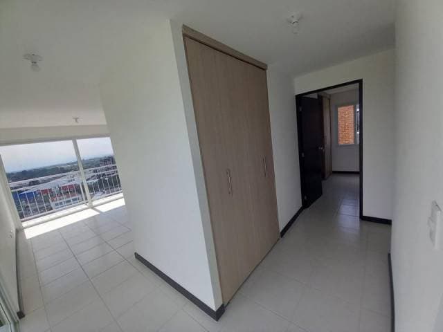 PENTHOUSE EN RENTA PARA ESTRENAR Z.7 GUATEMALA — foto 4