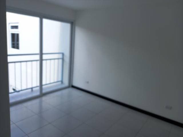 PENTHOUSE EN RENTA PARA ESTRENAR Z.7 GUATEMALA — foto 11