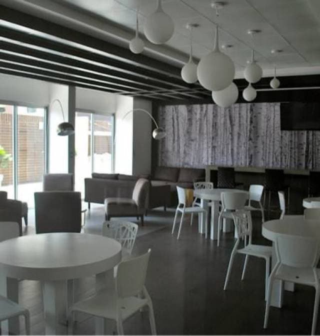 APARTAMENTO EN RENTA TORRE 14 ZONA 14 — foto 3