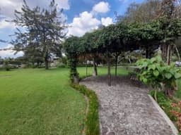 EXCLUSIVO TERRENO EN VENTA A 5 CUADRAS DEL PARQUE DE ANTIGUA