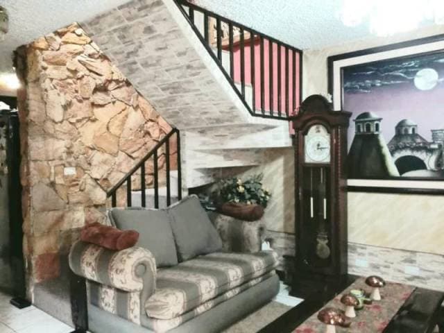 CASA EN VENTA ZONA 1 DE MIXCO, EL ROCONAL — foto 2