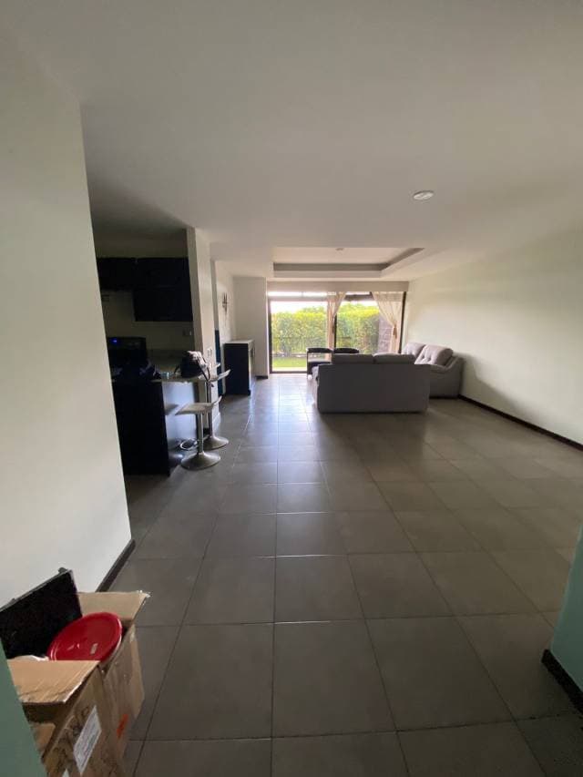 RENTA DE APARTAMENTO EN ZONA 11 LAS CHARCAS — foto 2