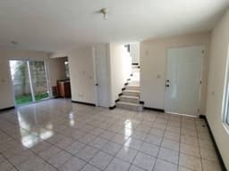 Casa en Venta, Condado Catalina Villa Nueva, Guatemala