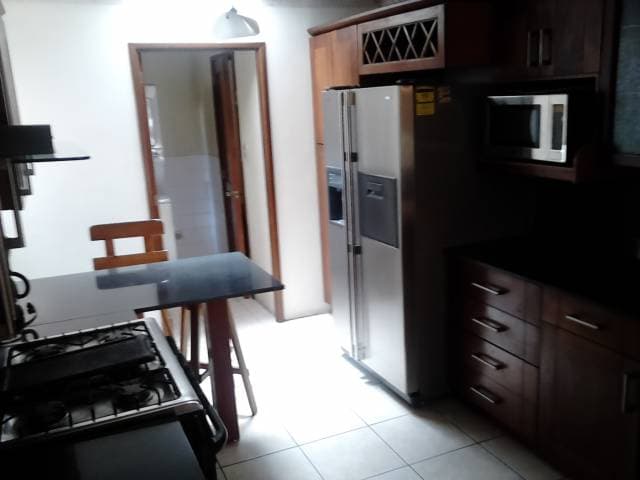 CITYMAX DIAMOND VENDE LINDA CASA EN FRAIJANES CARRETERA AL SALVADOR — foto 2