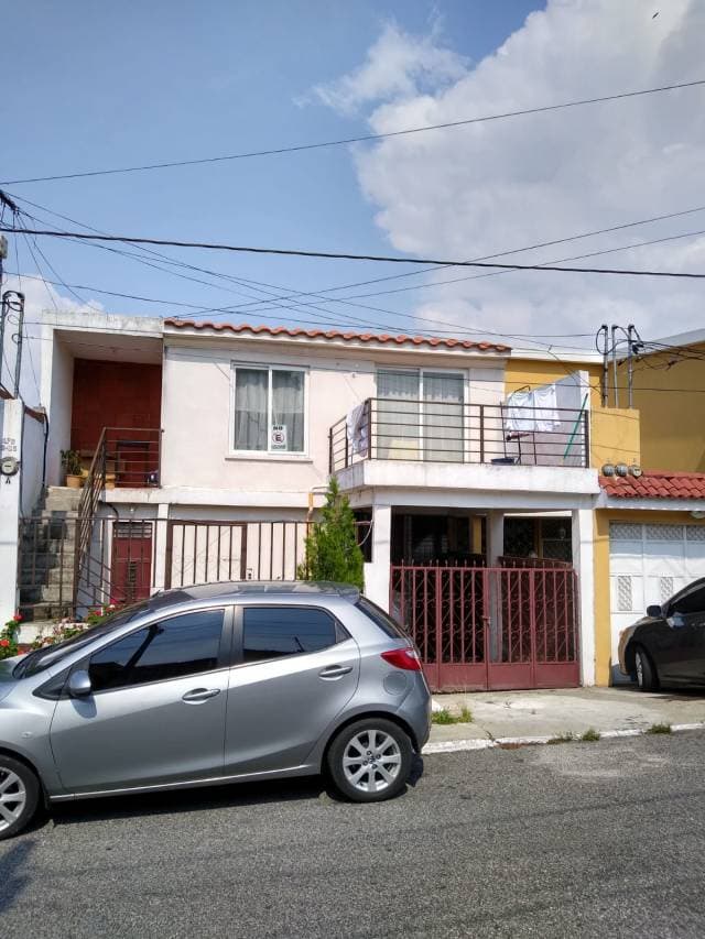 Apartamento tipo Casa en Renta Lomas de Portugal, Mixco