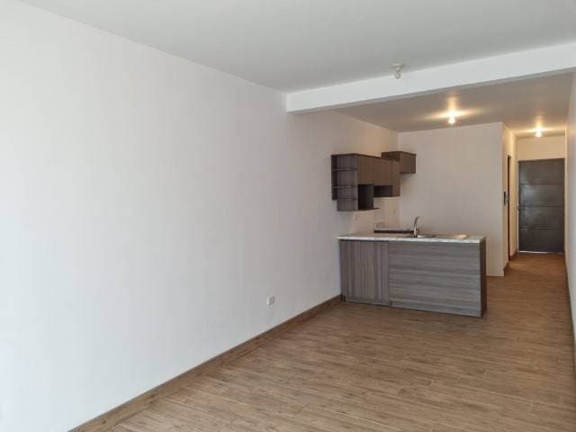 Apartamento en Renta San Cristóbal, con jardín interior — foto 2