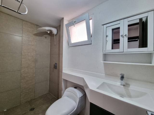 Apartamento en Alquiler Parque 7 Zona 7 Roosevelt — foto 6