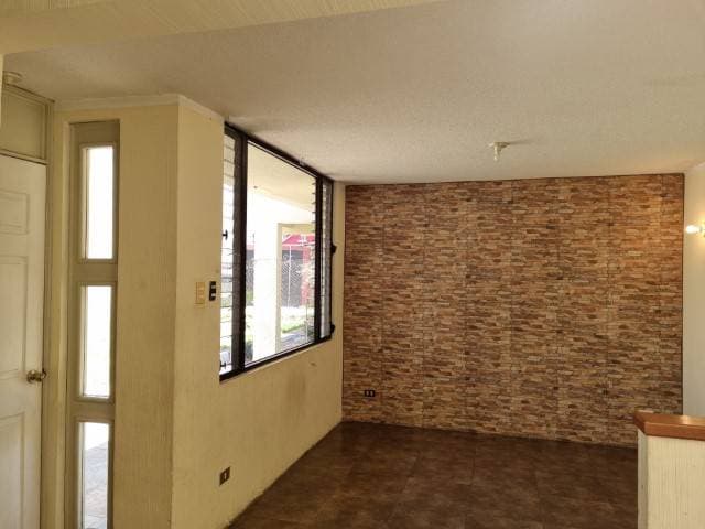 Casa en Renta San Cristobal Sector B-1, garita bulevar — foto 1
