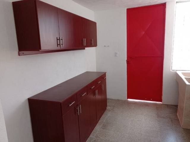 Casa en Venta Ribera del Río San Miguel Petapa — foto 2