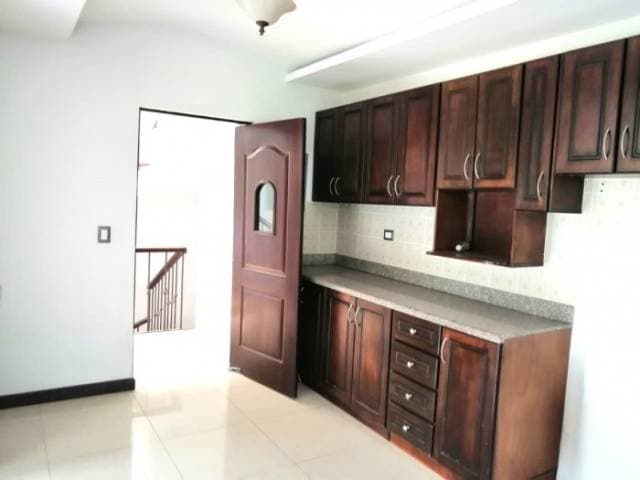 CASA EN VENTA CARRETERA A EL SALVADOR KM.16.5! — foto 4
