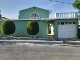VENDO CASA EN CIUDAD SAN CRISTOBAL.
