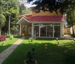 VENDO GRANJA EN SAN LUCAS SACATEPEQUEZ.