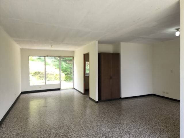 Casa en Renta San Cristóbal, afuera de garita — foto 3