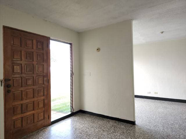 Casa en Renta San Cristóbal, afuera de garita — foto 7