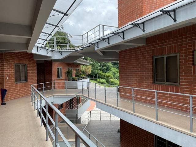 VENDO APARTAMENTO EN OKLAND ZONA 10 — foto 3