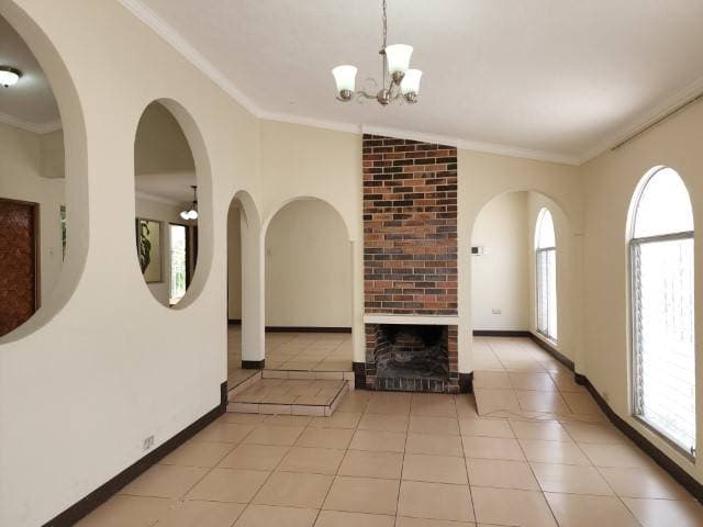 Casa en Venta Sector B1 San Cristóbal, Guatemala — foto 3