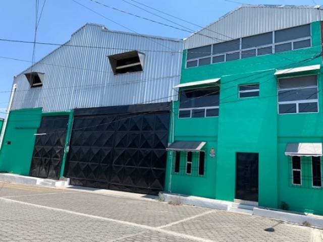RENTO AMPLIA BODEGA EN ZONA 2 DE MIXCO. — foto 1