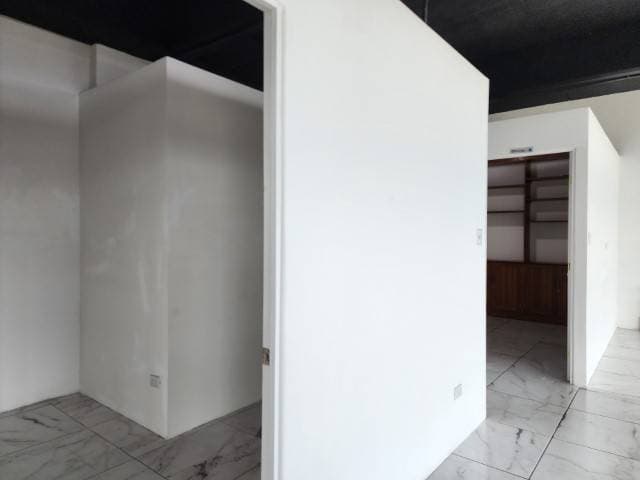 Oficina en Renta Edificio Pialé Zona 10 de 116 mts² — foto 4