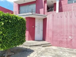 Casa para Oficinas en Renta en San Cristóbal Mixco
