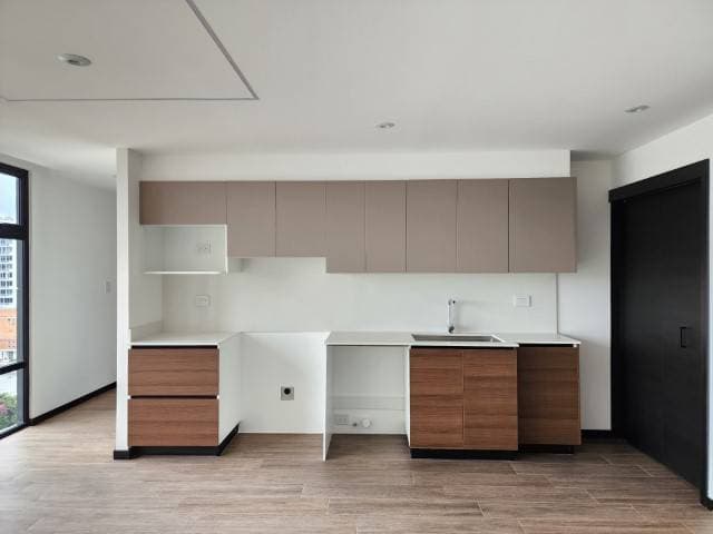 Apartamento en Renta Zona 10 Edificio IQ10 — foto 8