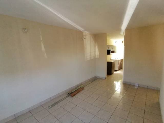 Alquiler de Casa en Almendros Planes de Bárcenas — foto 2