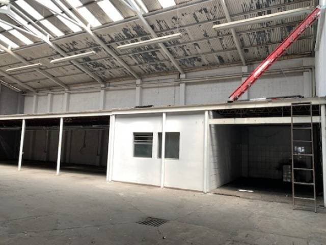 SE RENTA BODEGA ZONA 11, AGUILAR BATRES — foto 4