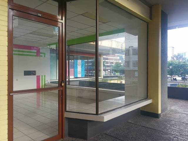 Local comercial en renta Gran Centro Comercial Zona 4 — foto 1