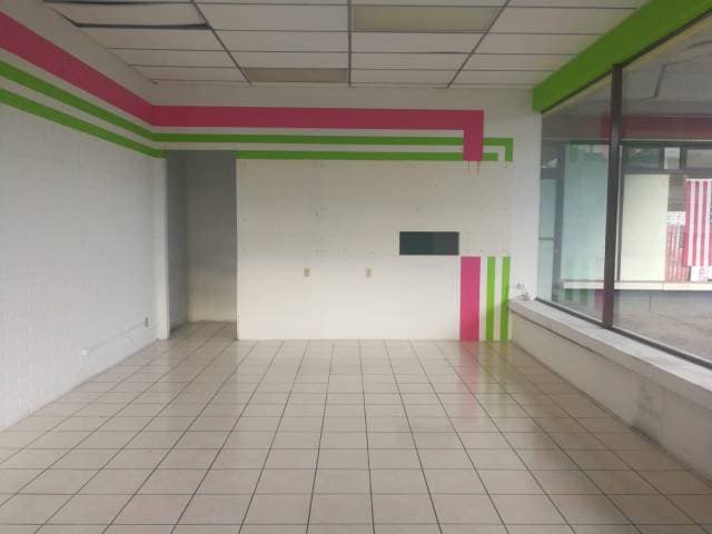 Local comercial en renta Gran Centro Comercial Zona 4 — foto 2