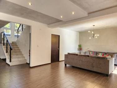 Casa en Venta San Cristóbal Sector B1 moderna y lujosa