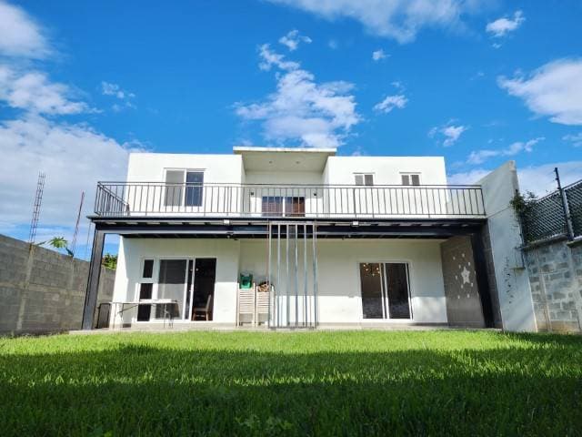 Casa en Venta San Cristóbal Sector B1 moderna y lujosa — foto 4
