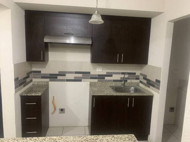 Apartamento en Renta Entre Valles Zona 5 Villa Nueva — foto 2