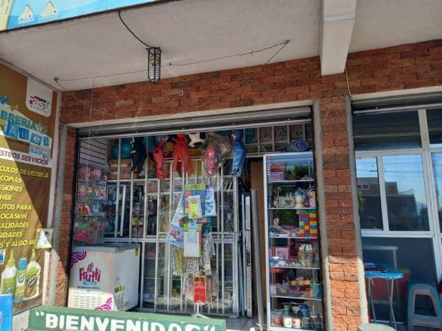 Derecho de llave de libreria acreditada en Villa Nueva — foto 3