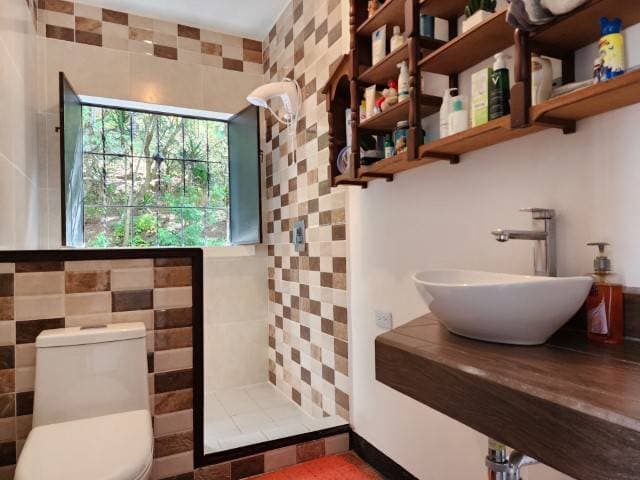 Casa en Renta Carretera Antigua Guatemala, con Jardín — foto 11