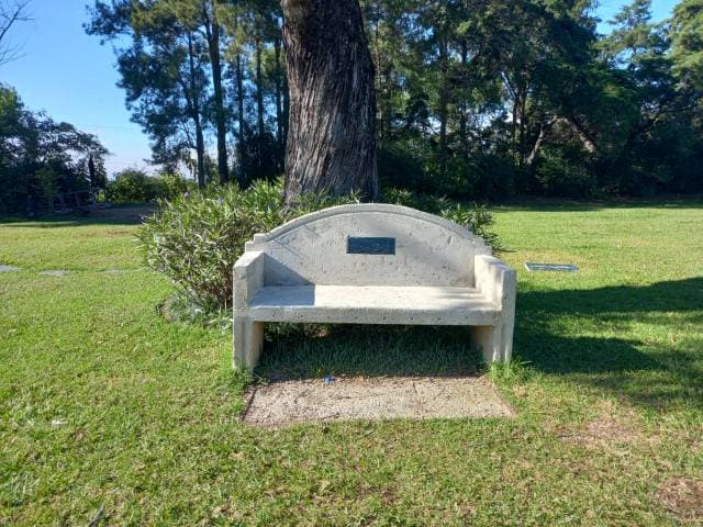 Terreno en Venta de 3 Criptas Cementerio Los Parques — foto 4