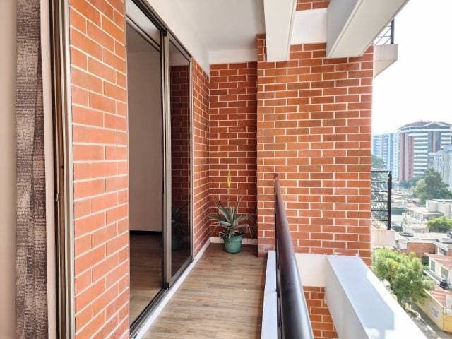 Apartamento en Renta Zona 14 Las Américas — foto 3