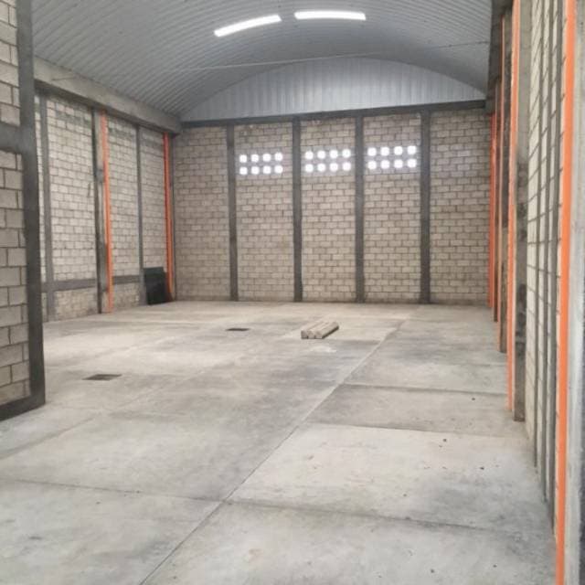 SE RENTA BODEGA EN KM 6.5 FRAIJANES — foto 3
