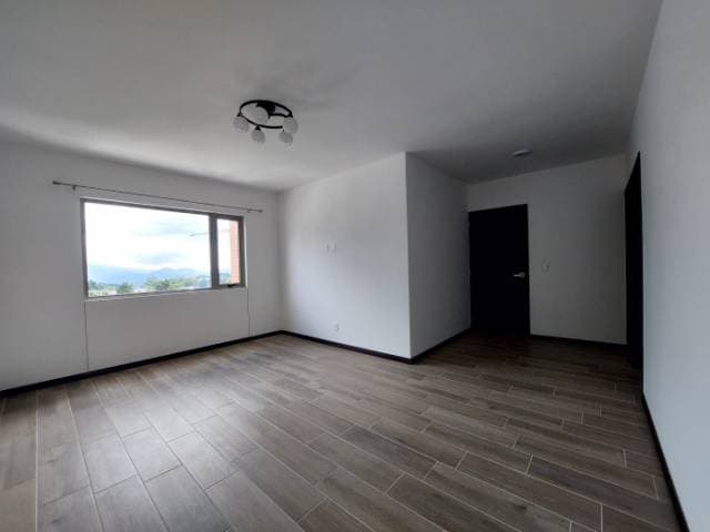 RENTO APARTAMENTO PARA ESTRENAR Z.13 EDIFICIO SEGHERIA — foto 4
