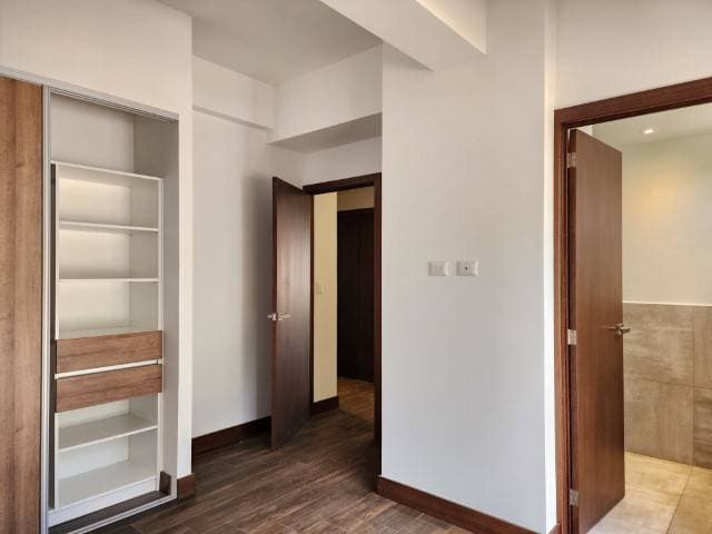 Apartamento Lujoso en Venta Zona 14 Ciudad Guatemala — foto 9