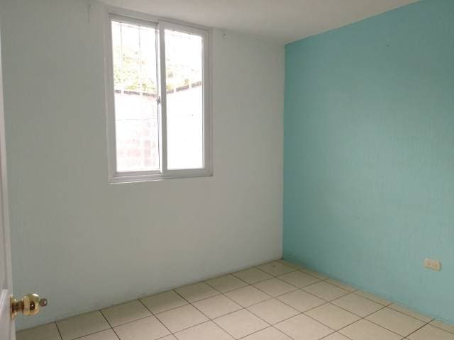 Casa Residencial Valle del Norte zona 18 — foto 2