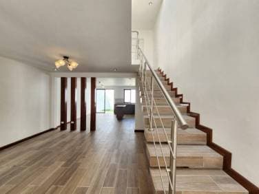 Casa en Venta Puerta de Hierro Zona 16 Guatemala — foto 1