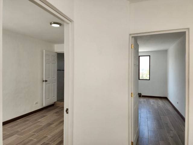 Casa en Venta Puerta de Hierro Zona 16 Guatemala — foto 8
