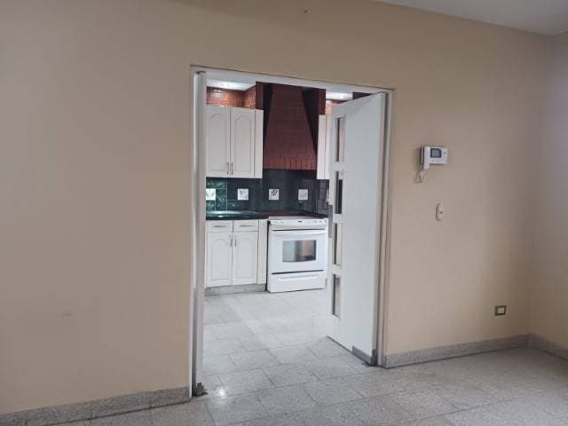 Apartamento en Renta Zona 12 Ciudad Guatemala — foto 2