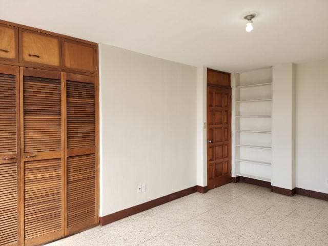 Apartamento en Renta Zona 9 Ciudad Guatemala — foto 6