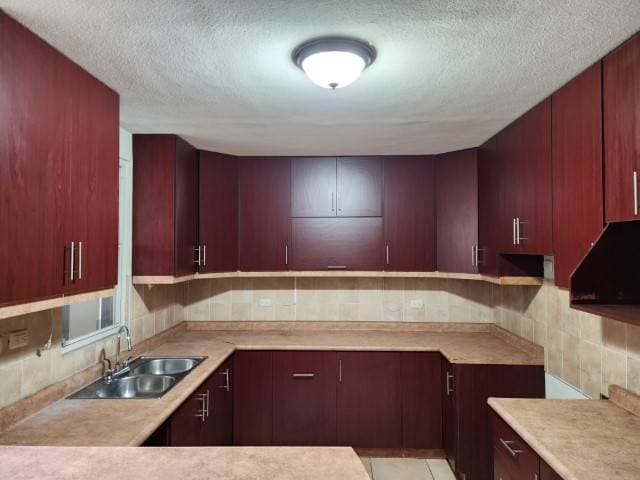 Casa en Renta Condado Naranjo Zona 4 de Mixco — foto 4
