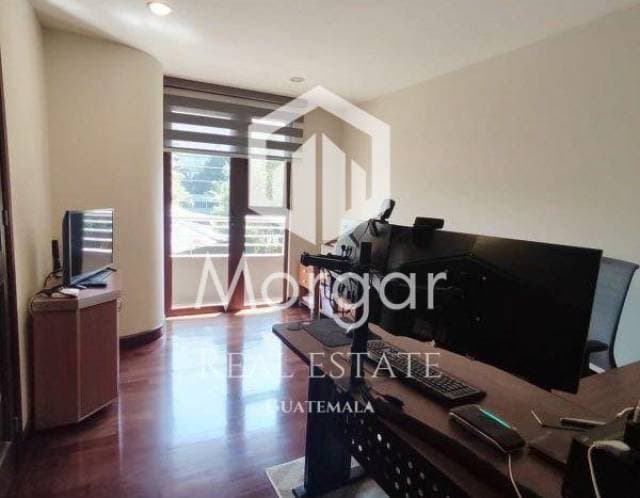 APARTAMENTO EN VENTA EN ZONA 10 CON 3 DORMITORIOS — foto 3