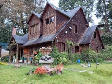 Casa para uso Comercial en Renta San Lucas Sacatepéquez — foto 1
