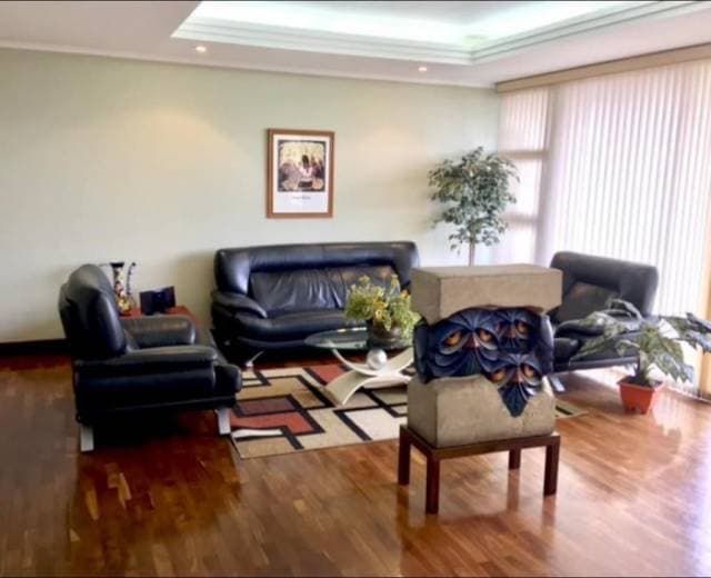 RENTO APARTAMENTO AMUEBLADO EN ZONA 10 — foto 3
