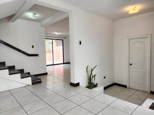 Casa en Venta en Condominio sobre Bulevar San Cristóbal — foto 3