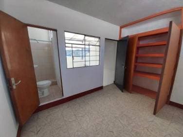 Bodega en Renta zona 8 av Castellana — foto 1