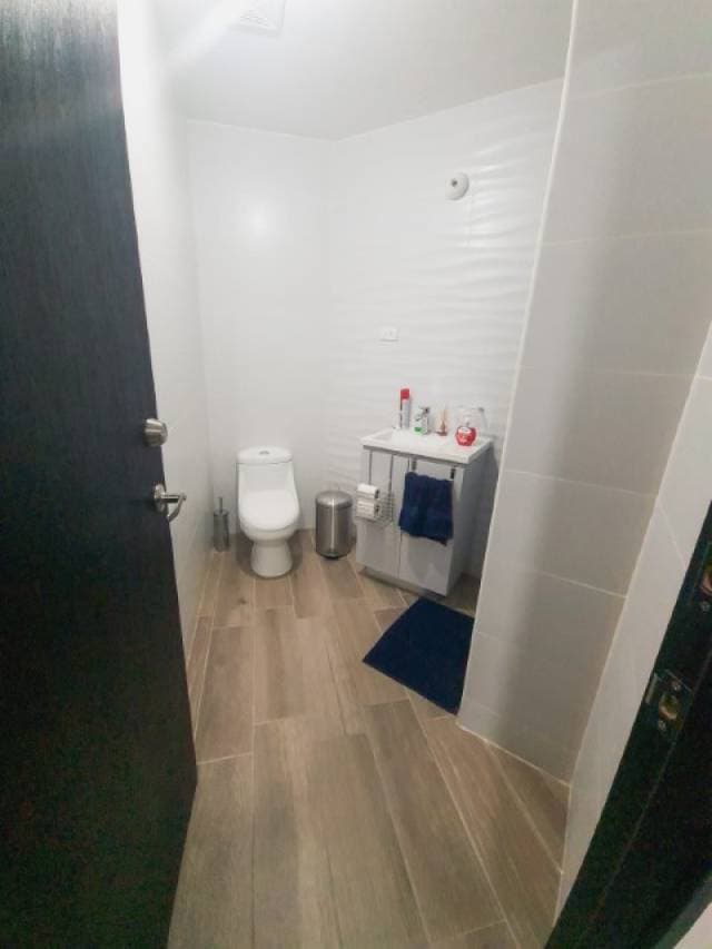 Apartamento Amueblado en Renta Zona 11, Edificio Viró — foto 7